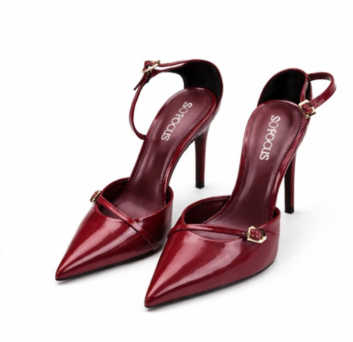 Escarpins Vernis Bordeaux à Bride